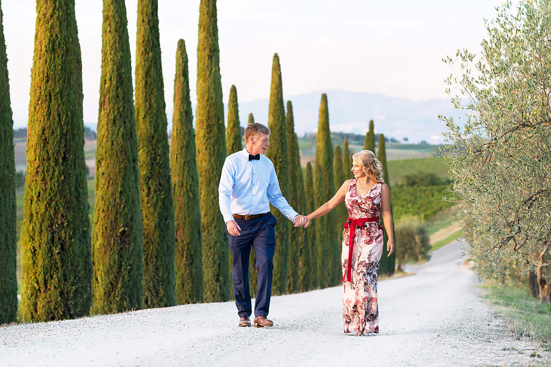 symbolic wedding in tuscany rhonda joe