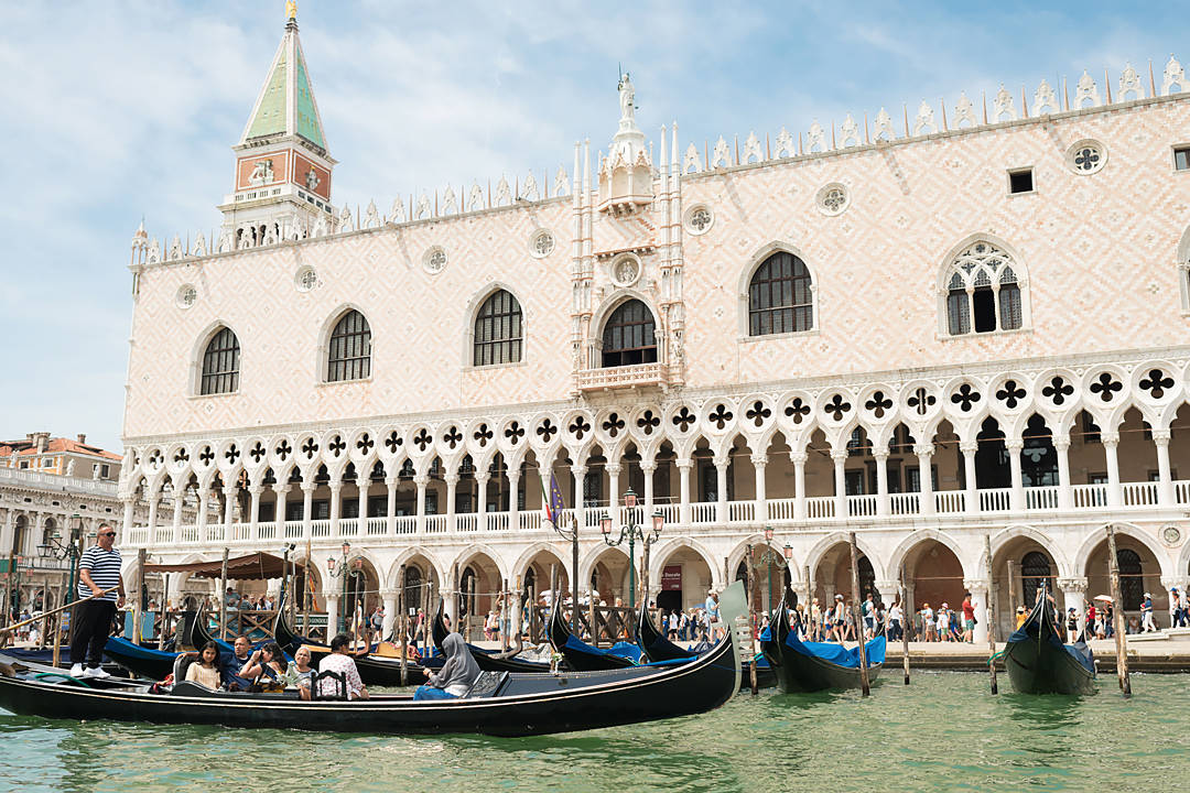 дворец дожей венеция гондолы