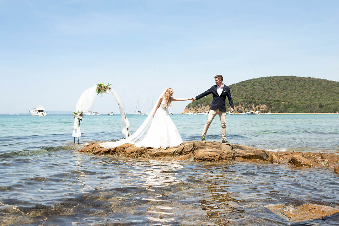 символическая свадьба на пляже